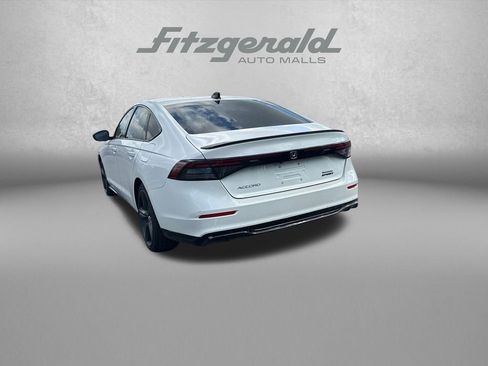 Used 2025 Honda Accord Sport image 5