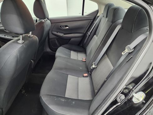 Used 2023 Nissan Sentra SV image 9