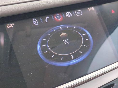 Used 2017 Cadillac XT5 Luxury image 10