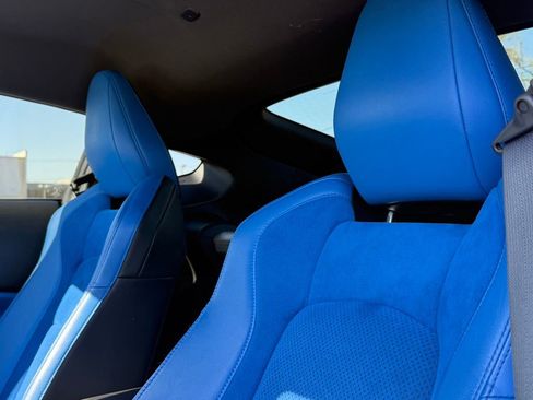 Used 2025 Nissan Z Performance w/ Floor Mat Package RWD image 35
