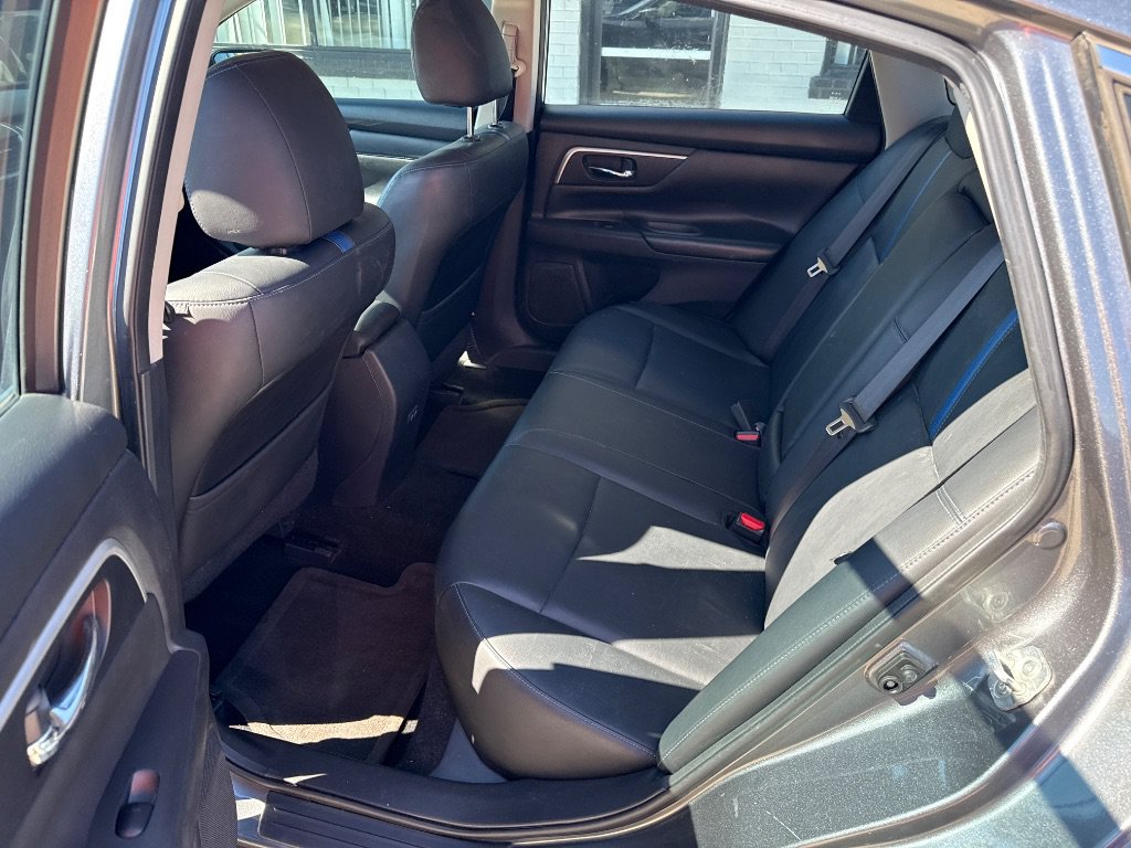 Used 2018 Nissan Altima 2.5 SR w/ SR Special Edition FWD image 11