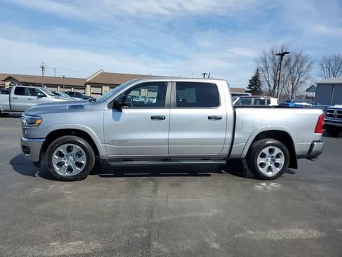 Used 2025 RAM 1500 Big Horn AWD/4WD image 2