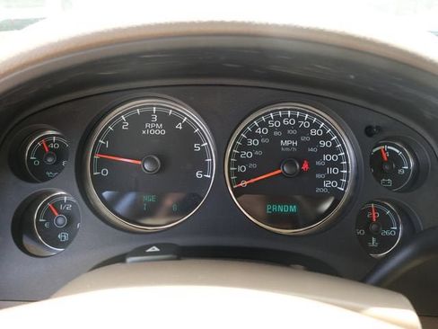 Used 2013 Chevrolet Tahoe LTZ AWD/4WD image 30