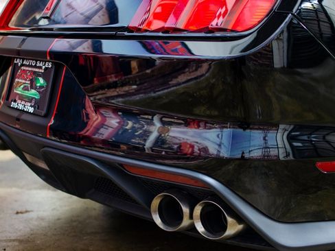 Used 2017 Ford Mustang Shelby GT350R w/ GT350R Equipment Group 920A image 10