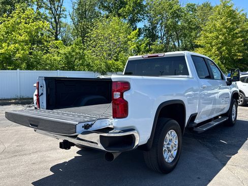 Used 2023 Chevrolet Silverado 2500 LT w/ Convenience Package AWD/4WD image 18