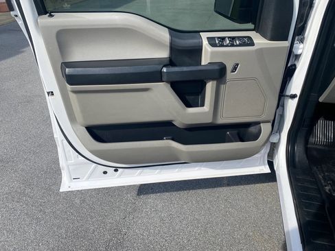 Used 2020 Ford F150 XL w/ Equipment Group 101A Mid AWD/4WD image 8