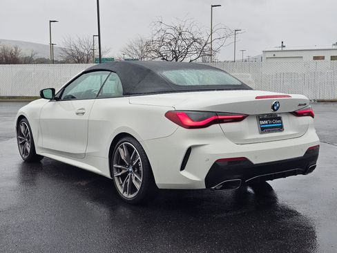 Used 2021 BMW M440i Convertible w/ Premium Package image 4