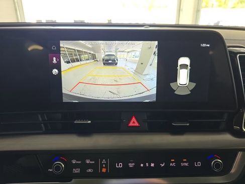 Certified 2024 Kia Sportage EX AWD/4WD image 16