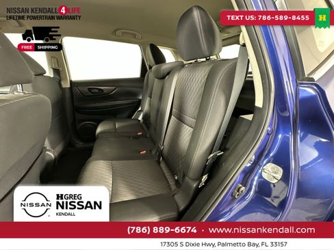 Used 2019 Nissan Rogue S image 27