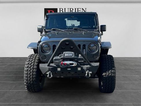 Used 2010 Jeep Wrangler Unlimited Sahara w/ Limited Group AWD/4WD image 8