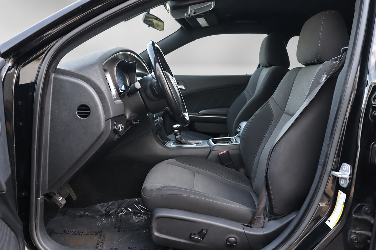 Used 2022 Dodge Charger SXT RWD image 25