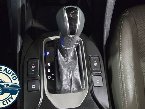 Used 2019 Hyundai Santa Fe XL AWD/4WD image 18