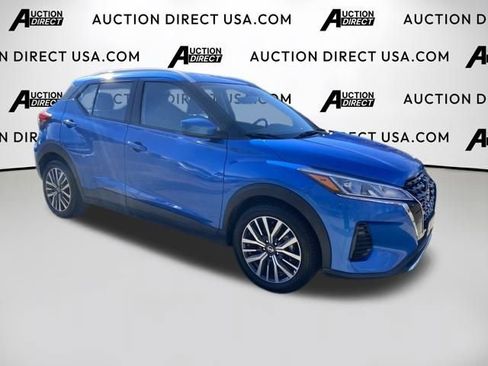 Used 2021 Nissan Kicks SV image 23