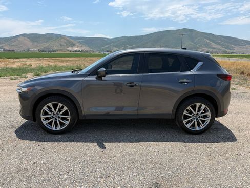Used 2021 MAZDA CX-5 Touring w/ Touring Preferred SV Package AWD/4WD image 4