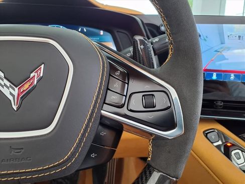 Used 2025 Chevrolet Corvette Z06 w/ Stealth Interior Trim Package RWD image 25