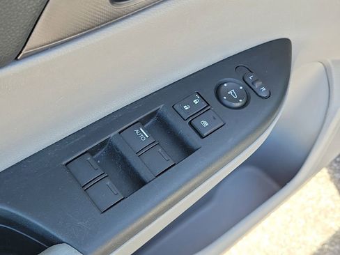 Used 2014 Honda Accord LX image 16