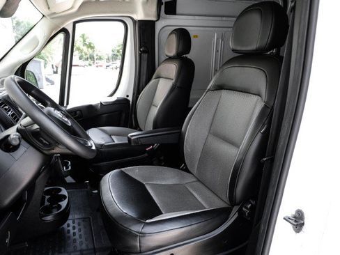 Used 2023 RAM ProMaster 2500 FWD image 24