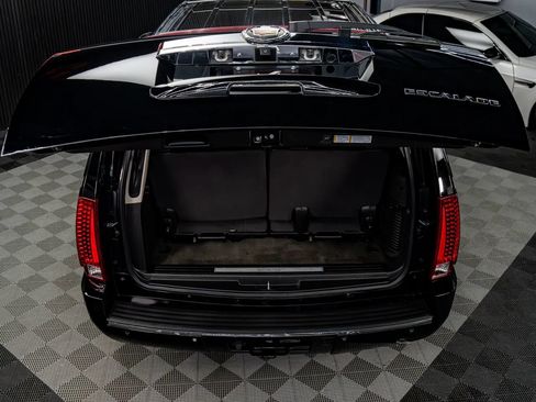 Used 2008 Cadillac Escalade AWD image 19