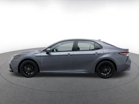 Used 2026 Toyota Camry SE FWD image 4