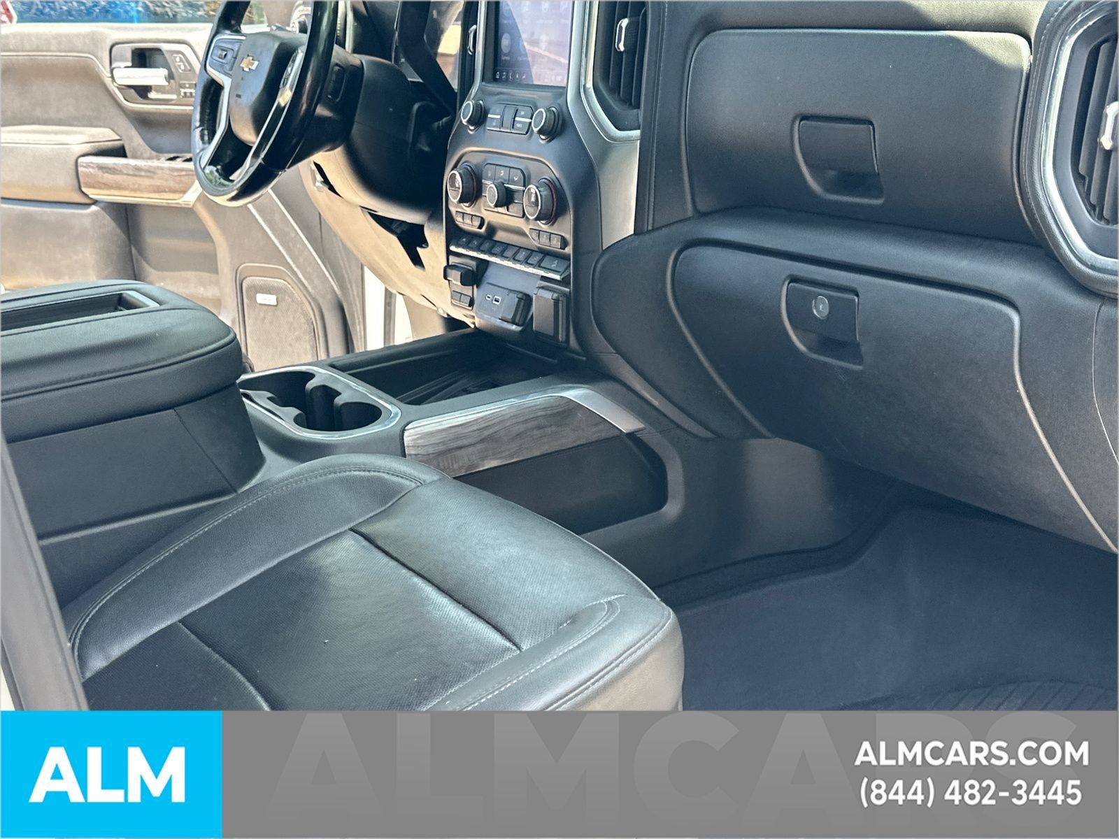 Used 2021 Chevrolet Silverado 1500 LTZ w/ Technology Package AWD/4WD image 15