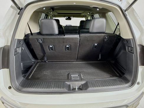 Used 2024 Honda Pilot Touring image 27