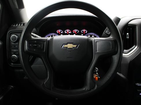 Used 2021 Chevrolet Silverado 1500 Custom AWD/4WD image 11