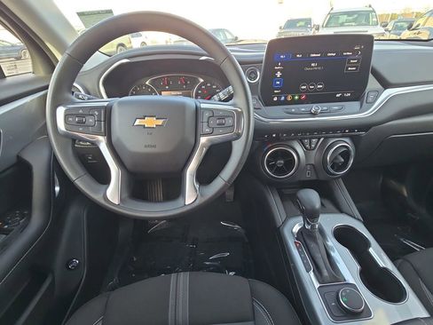 Used 2024 Chevrolet Blazer LT w/ Convenience Package image 16
