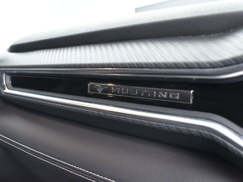 Used 2025 Ford Mustang GT Premium RWD image 25