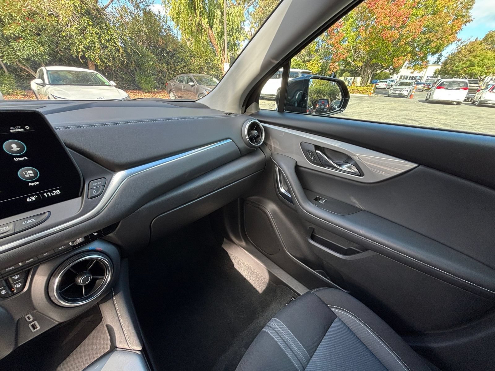 Used 2026 Chevrolet Blazer LT FWD image 35