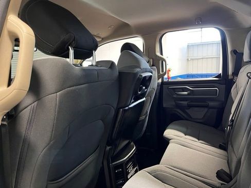 Used 2019 RAM 1500 Big Horn AWD/4WD image 17
