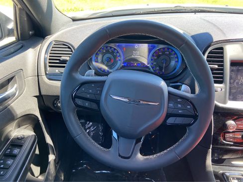 Used 2023 Chrysler 300 S RWD image 21