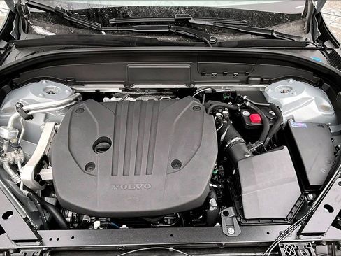 New 2026 Volvo XC60 B5 Ultra w/ Protection Package Premier image 11