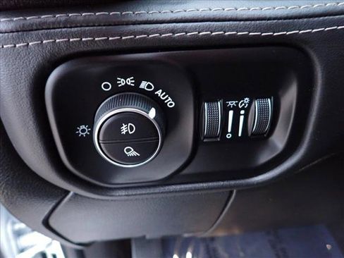 Used 2025 RAM 3500 Limited image 17