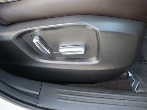 Used 2023 MAZDA CX-5 Signature AWD/4WD image 13