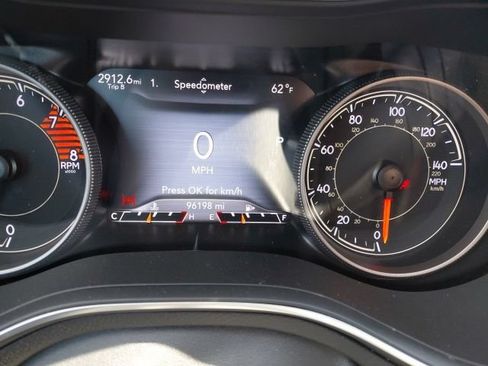 Used 2020 Jeep Cherokee Trailhawk w/ Cold Weather Group AWD/4WD image 7