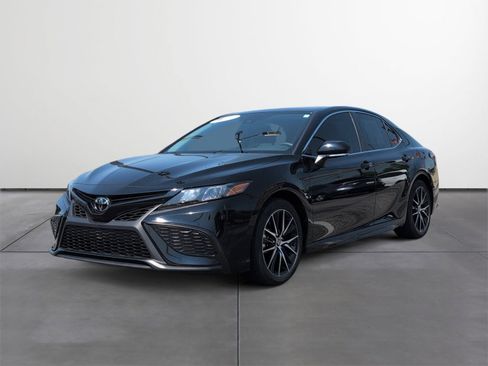 Certified 2024 Toyota Camry SE FWD image 2