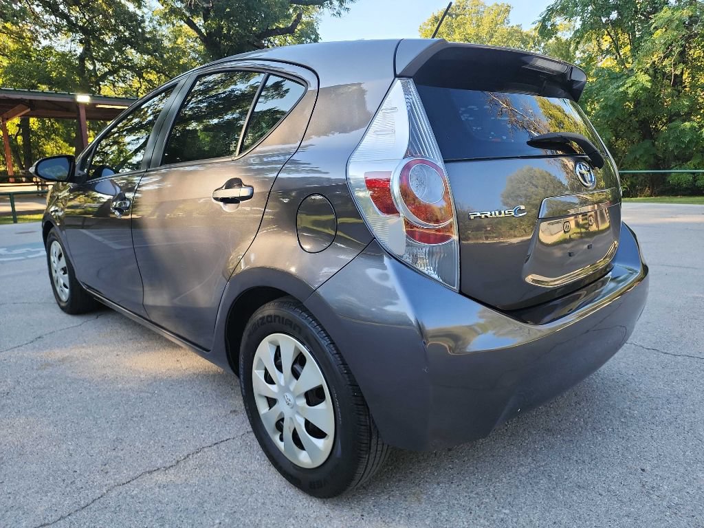 Used 2014 Toyota Prius C Two FWD image 4