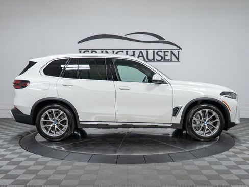 Used 2024 BMW X5 xDrive50e AWD/4WD image 4