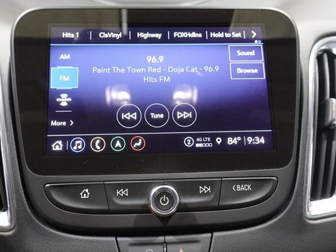 Used 2024 Chevrolet Malibu LT FWD image 24