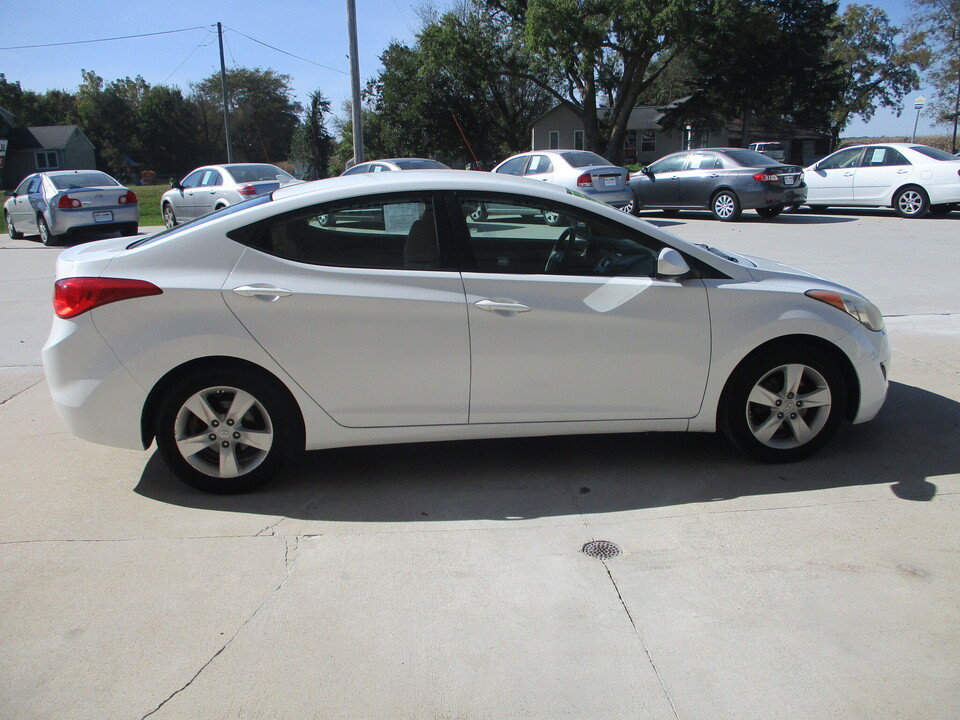 Used 2011 Hyundai Elantra GLS w/ Preferred Equipment Pkg 3 FWD image 16