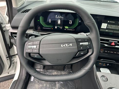 New 2026 Kia Sportage AWD Hybrid image 43