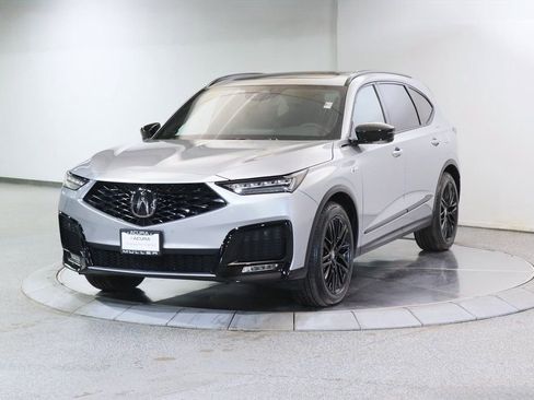 Used 2026 Acura MDX A-Spec image 5
