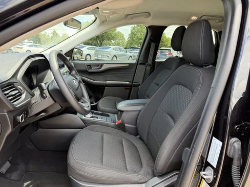 Used 2025 Ford Escape Active FWD image 24