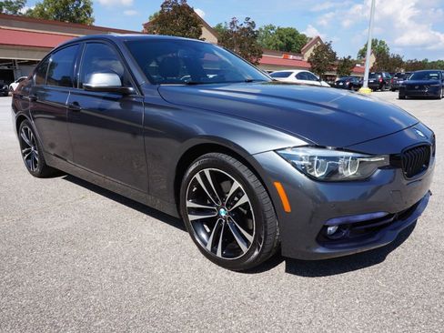 Used 2018 BMW 330i Sedan image 1