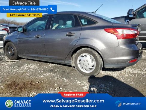 Used 2014 Ford Focus S FWD image 3