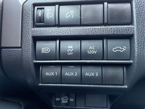 Certified 2024 Toyota Tacoma TRD Sport w/ TRD Sport Premium Package AWD/4WD image 25