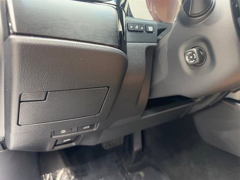 Used 2023 Lexus ES 300h w/ Premium Package image 55