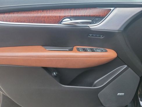 Used 2020 Cadillac XT5 Premium Luxury w/ LPO, Illumination Package image 27