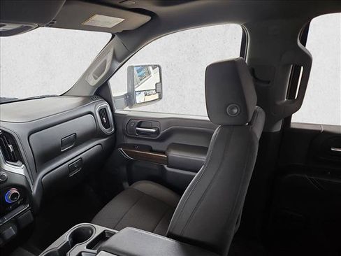 Used 2022 Chevrolet Silverado 2500 LT w/ Convenience Package AWD/4WD image 5