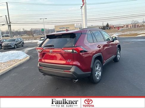 Certified 2025 Toyota RAV4 XLE image 9